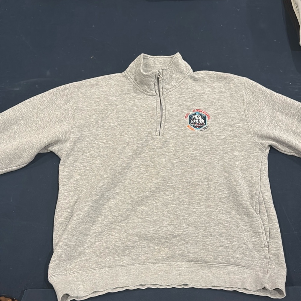 Final four 3/4 zip up sweater 2023 UConn championship size large